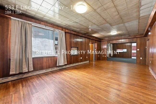 Building Photo - 533 Lincoln Hwy E
