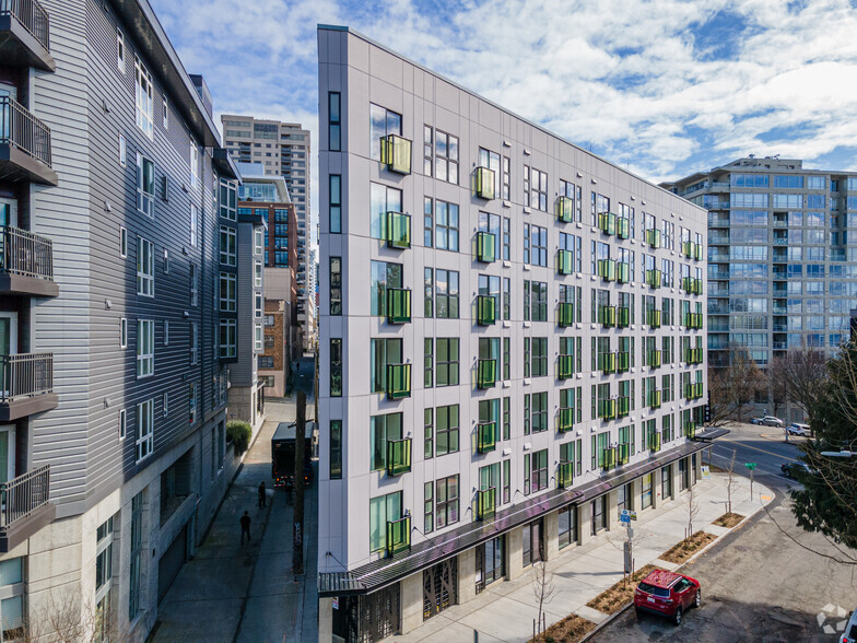 Building Photo - Encore Belltown Apartments