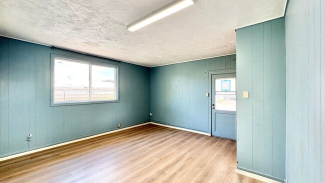Building Photo - SPACIOUS 4 BEDROOM HOME IN DESIRABLE AIEA ...