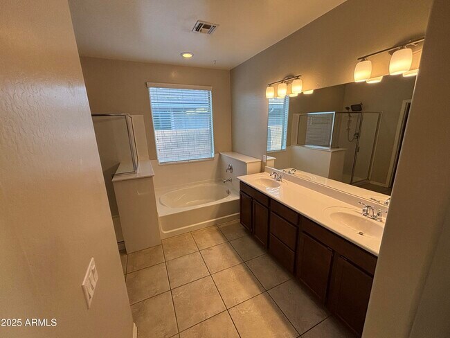 Building Photo - 8778 N 89th Dr