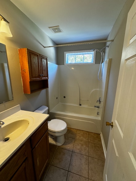 Building Photo - 4111 Church St