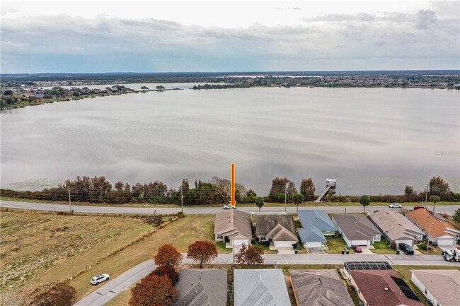 Building Photo - 812 Marcia Loop