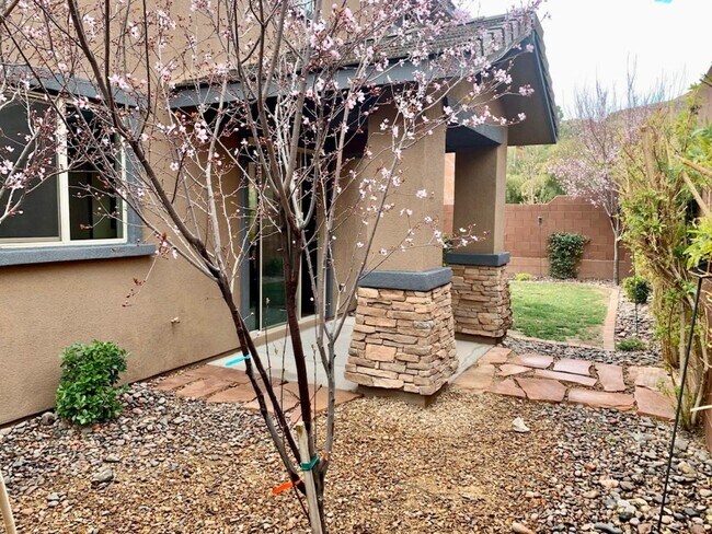 Building Photo - 10598 Tranquil Glade St