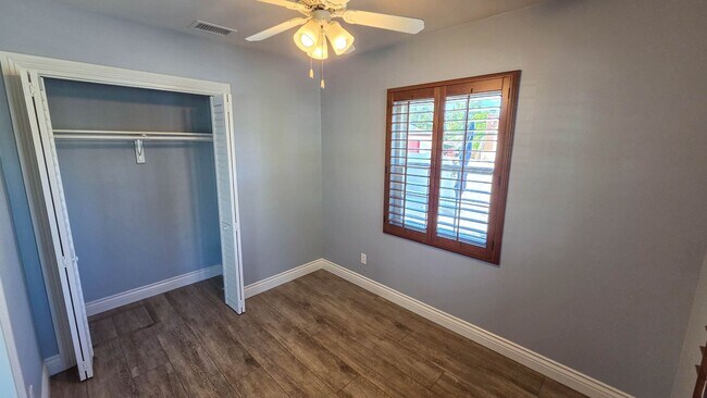 Building Photo - 16129 Sunny Ct
