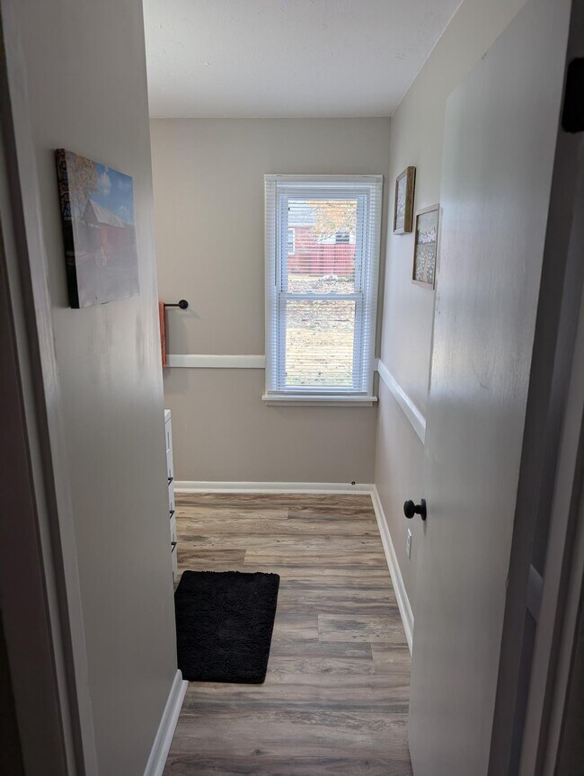 Building Photo - 3513 June St