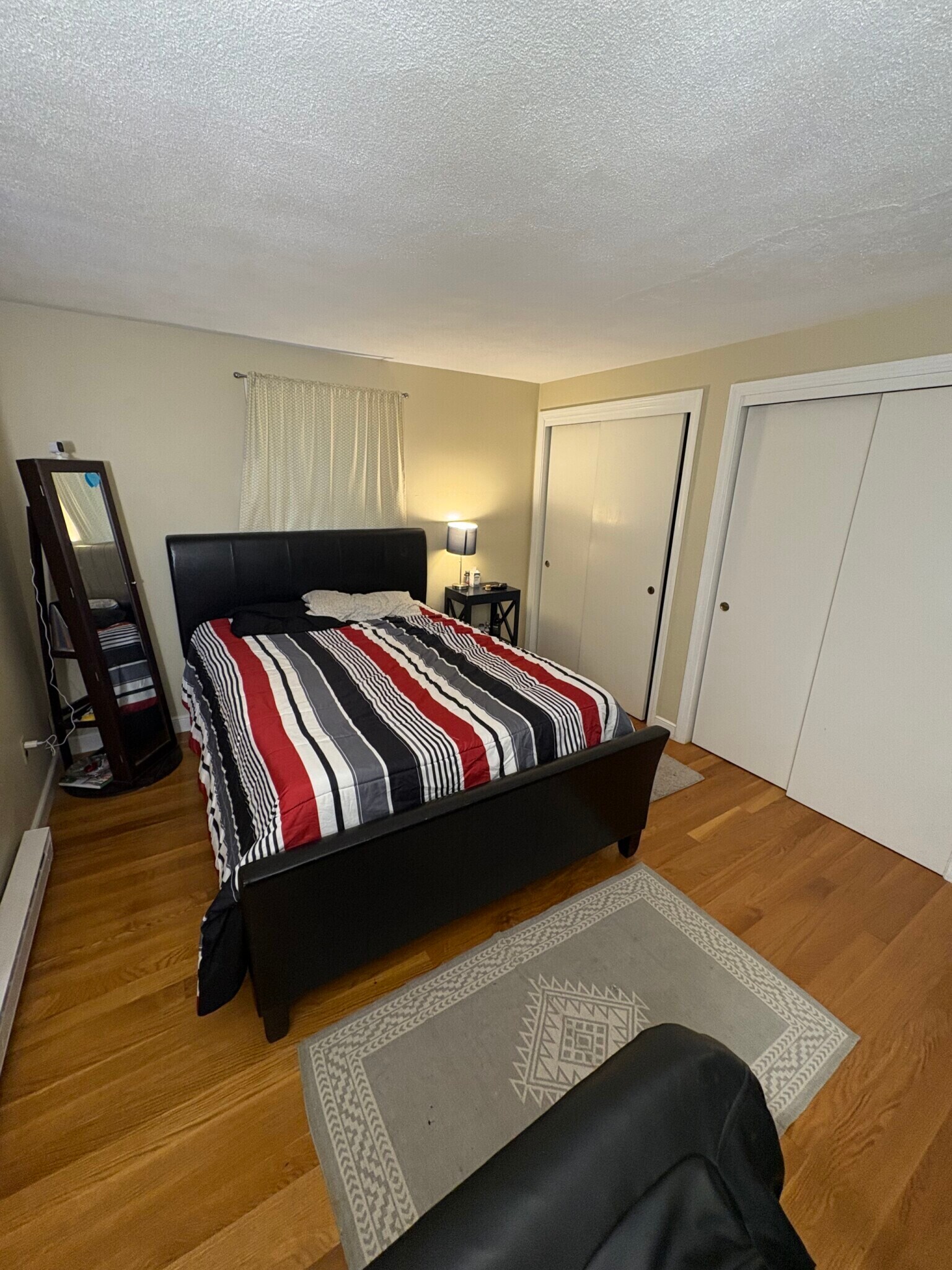 Building Photo - 92 Sylvia St