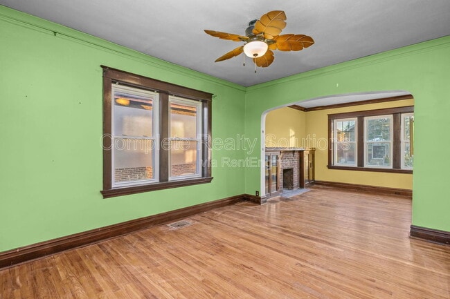 Building Photo - 5223 Bancroft Ave