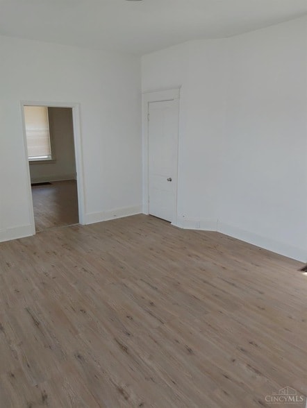 Building Photo - 15 Bertus St