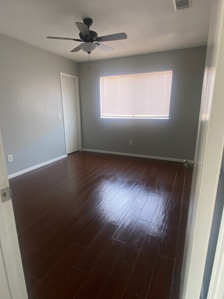 Building Photo - 27630 Baroni Rd