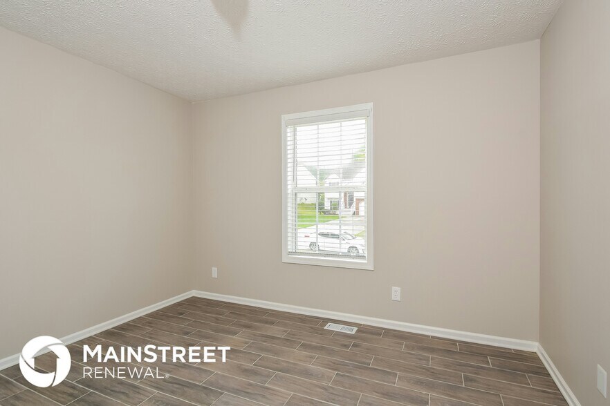 Building Photo - 4880 Wynford Ln