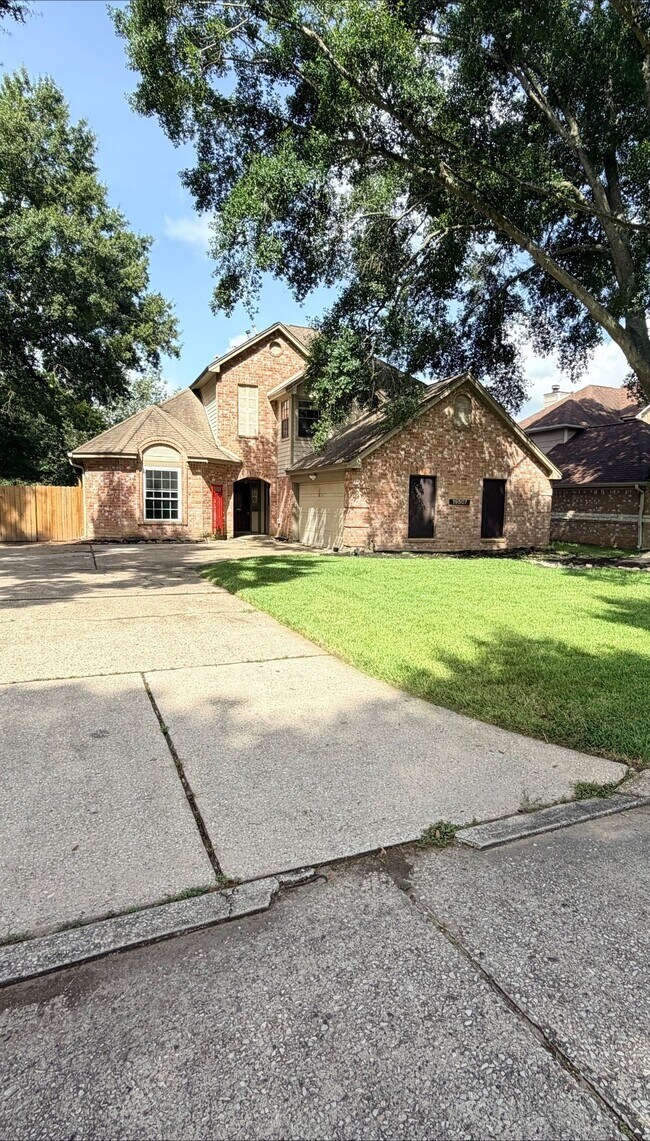 Building Photo - 19507 Oak Station Dr
