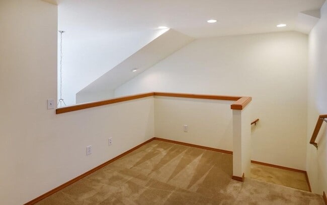Building Photo - 4bd/2.5ba Lake Stevens Home