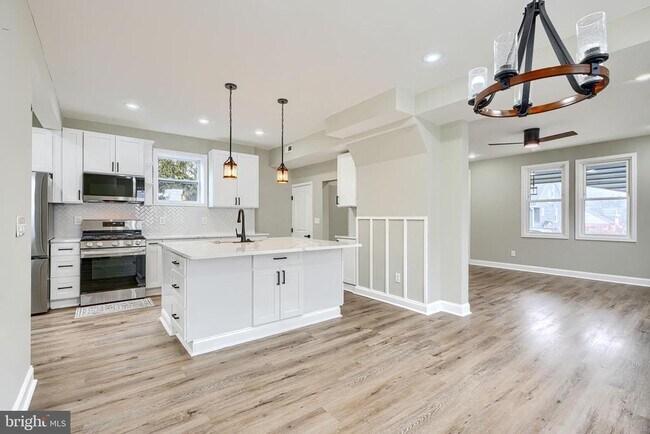 Building Photo - 3901 Forrester Ave