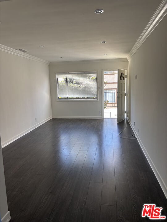 Building Photo - 14311 Magnolia Blvd