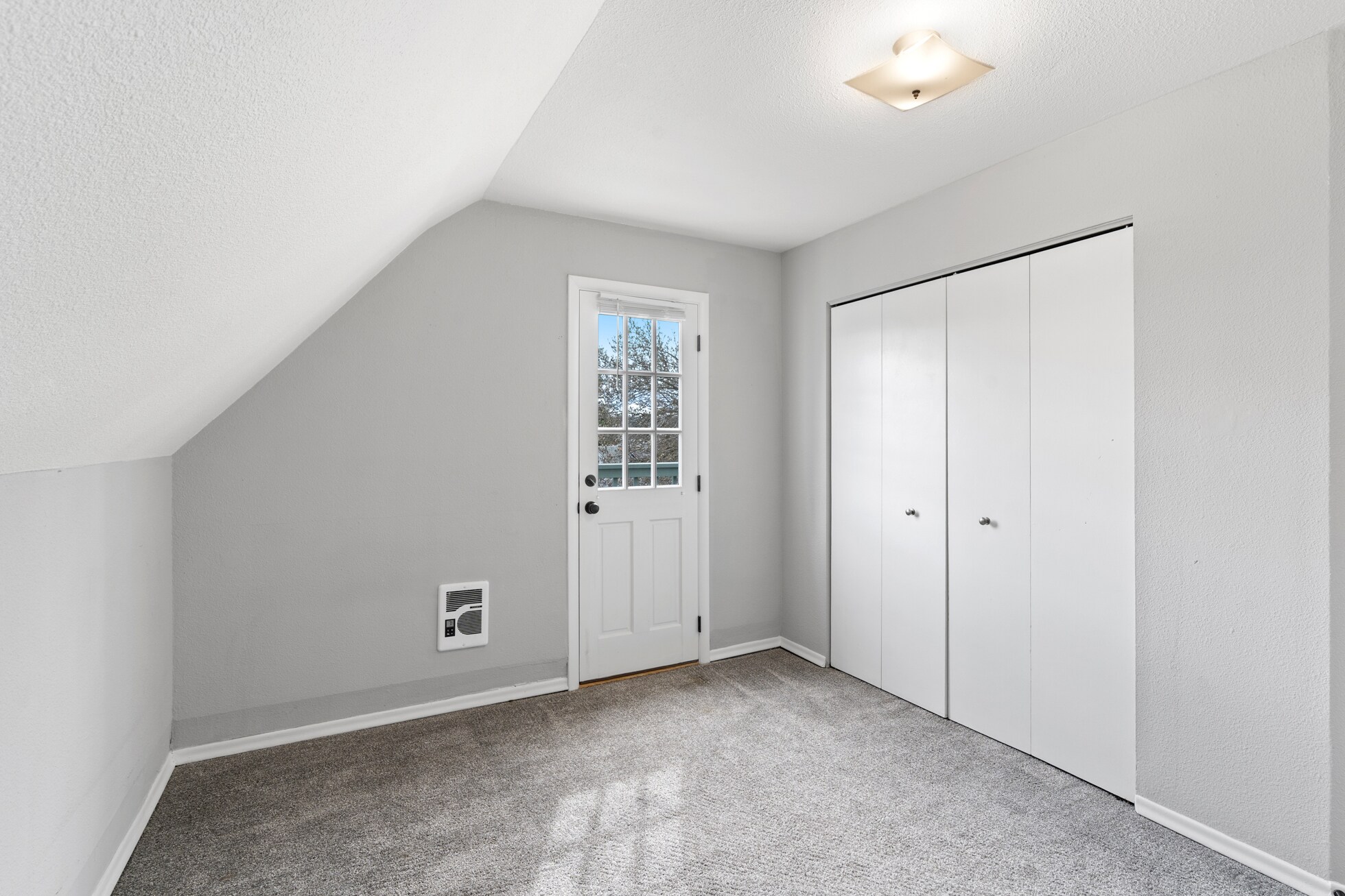 Building Photo - 2124 W College Ave