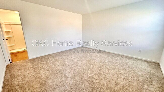 Building Photo - 20404 Deer Creek Dr