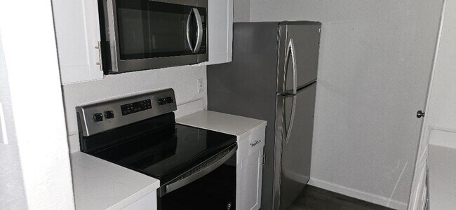 Building Photo - 7900 N Stadium Dr