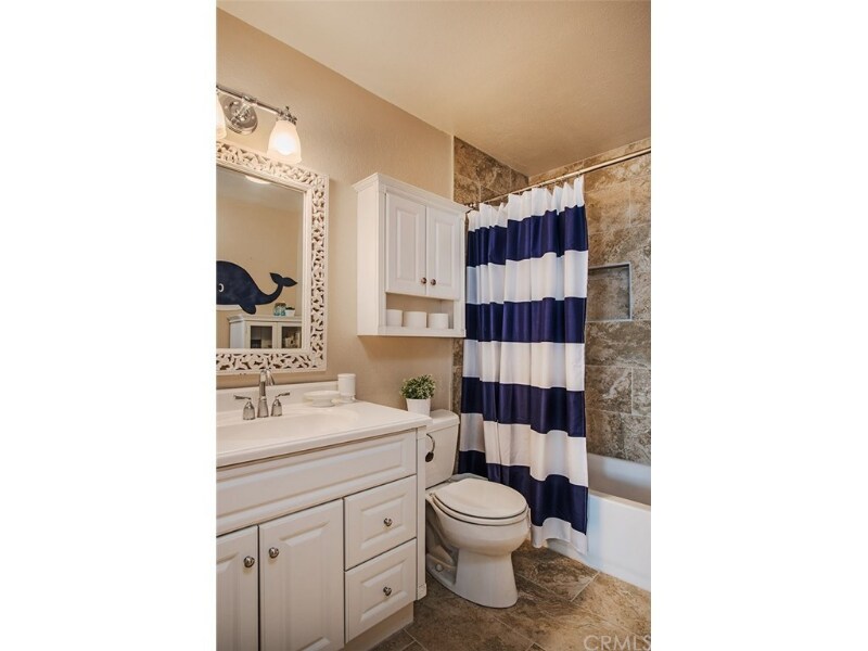 Building Photo - 4151 Hathaway Ave