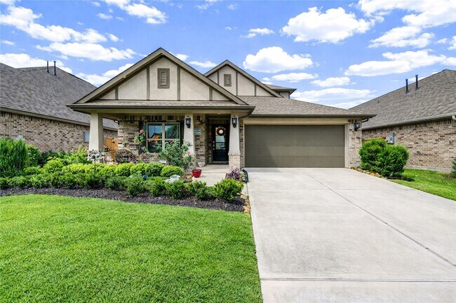 Building Photo - 13026 Sheildaig St