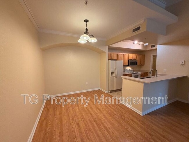 Building Photo - 10075 Gate Pkwy N