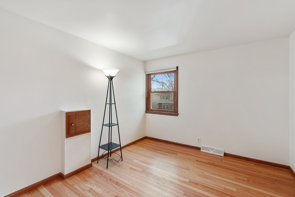 Building Photo - 11611 W Diane Dr