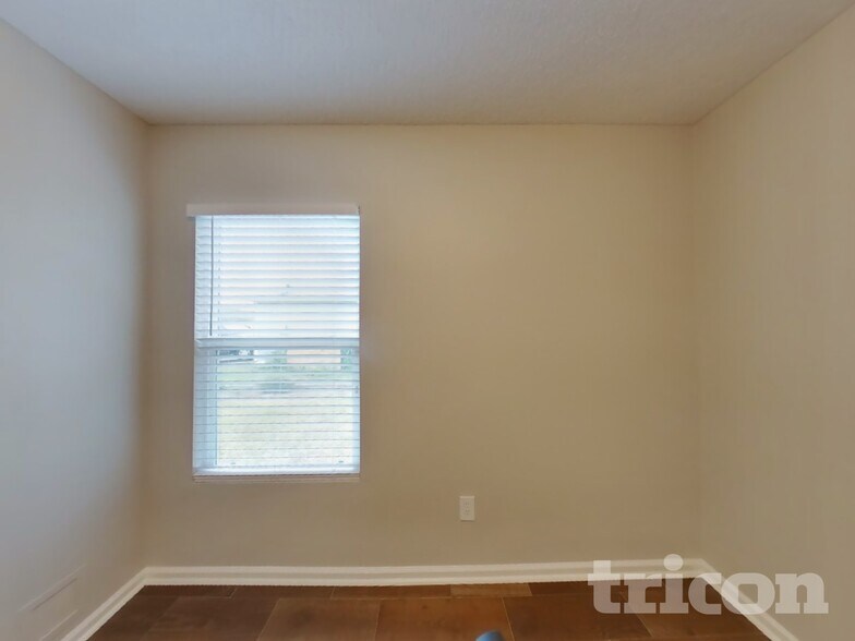 Building Photo - 3730 Maddie Ln