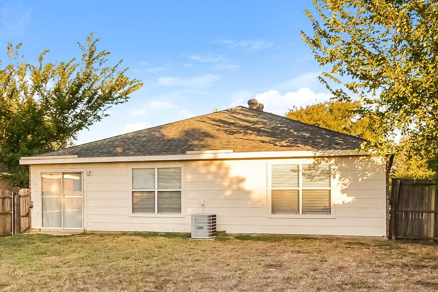 Building Photo - 3309 Teasbend Ct