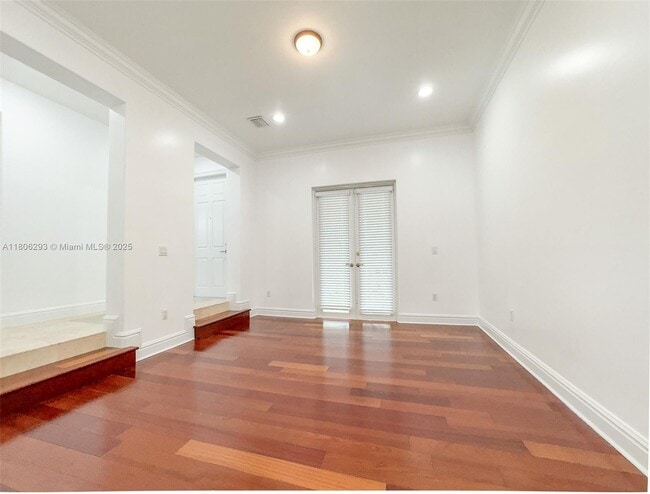 Building Photo - 10170 SW 75th Pl