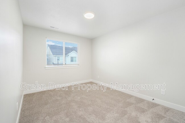 Building Photo - 2035 N 3830 W