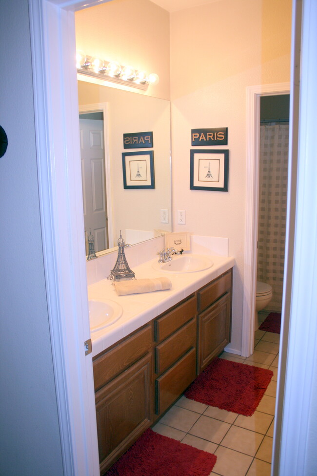 Bathroom - 27955 Alta Vista Ave