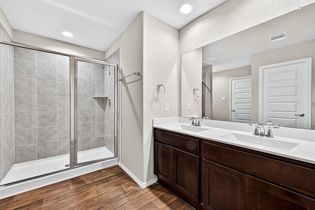 Building Photo - 1610 Bear Spring Dr