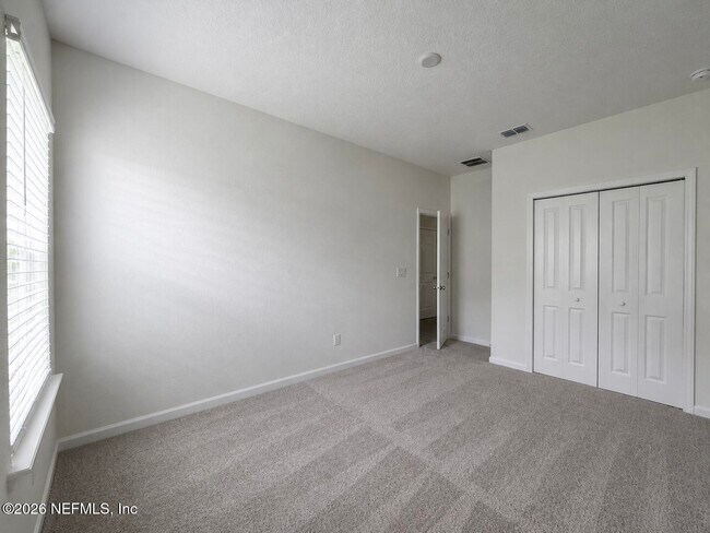 Building Photo - 112 Wrensong Pl