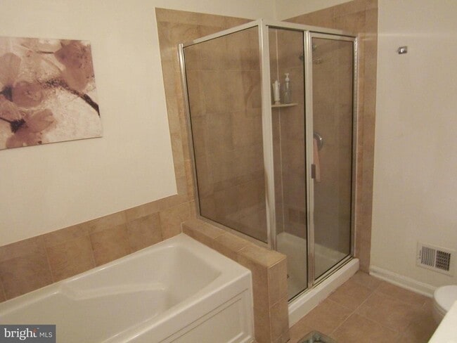 Building Photo - 4618 Battenburg Ln