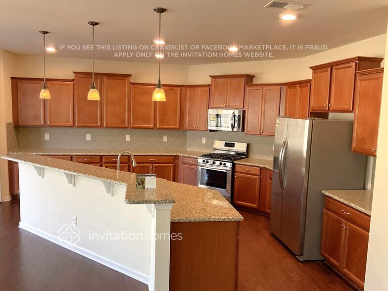 Building Photo - 141 Lassen Ln