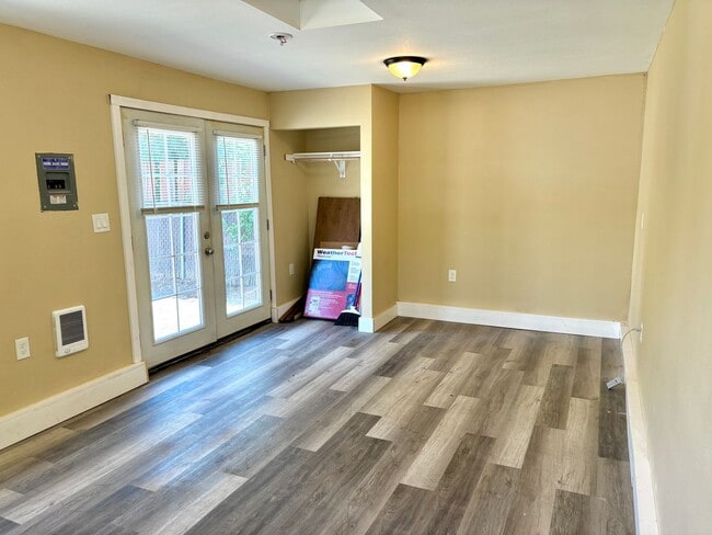Building Photo - University Park Home with Finished Basemen...