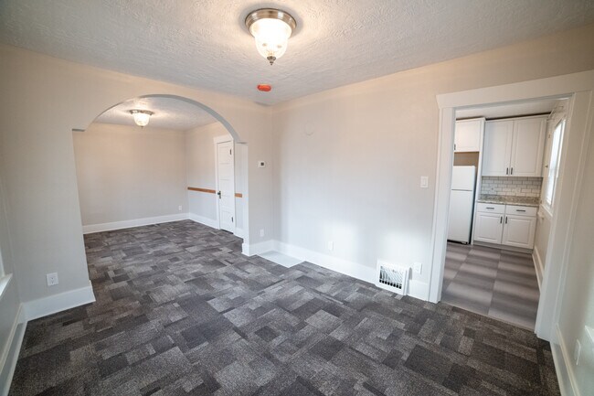 Primary Photo - 502 10th St S