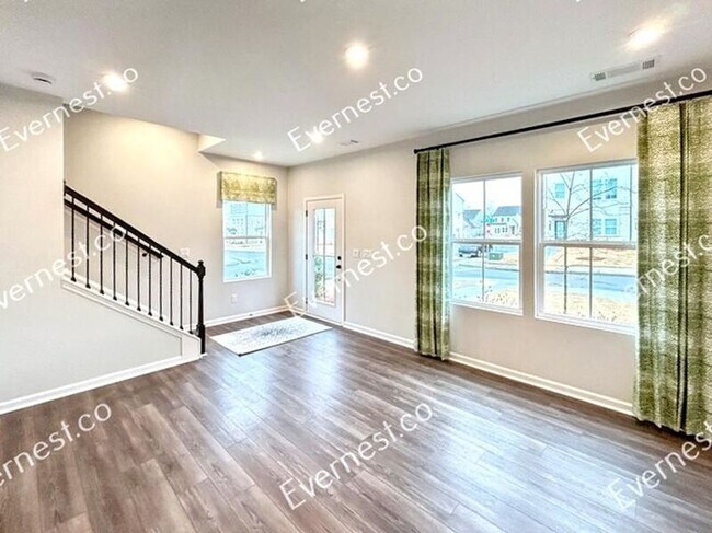 Building Photo - 2671 Whistler Wy NE