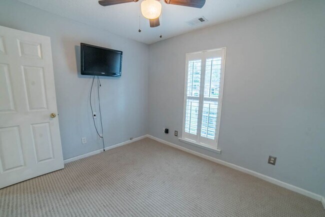 Building Photo - Available Soon!