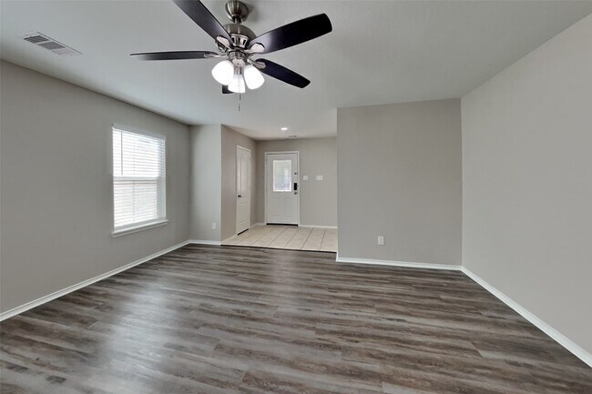 Building Photo - 18230 Temple Hill Ln