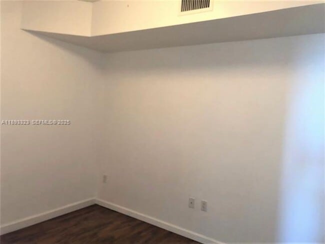 Building Photo - 7900 Harbor Island Dr