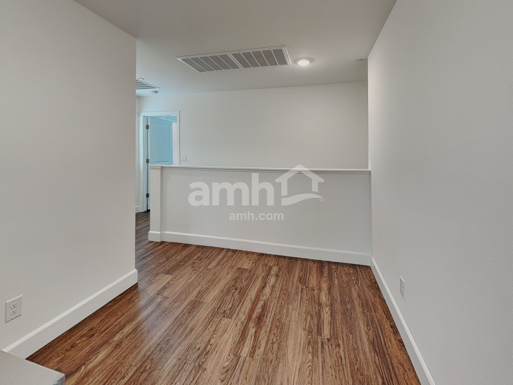 Building Photo - 3328 Blodwen St