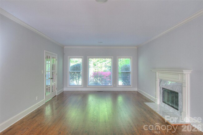 Building Photo - 1217 Weddington Hills Dr