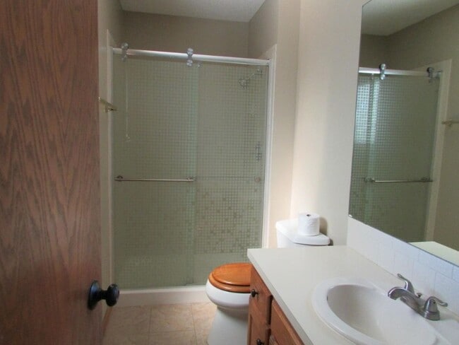 Building Photo - 4616 Farmstead St