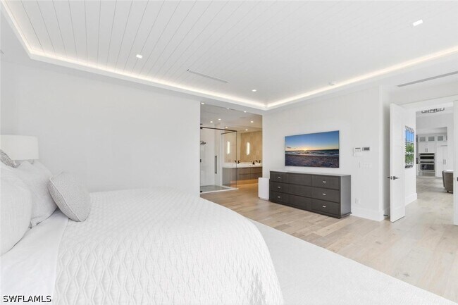 Building Photo - 200 Bahia Point