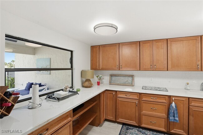 Building Photo - 855 Ketch Dr