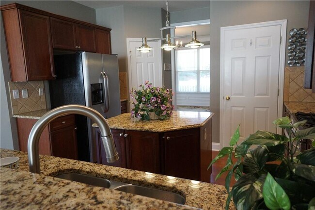 Building Photo - 3603 Old Towne Ln