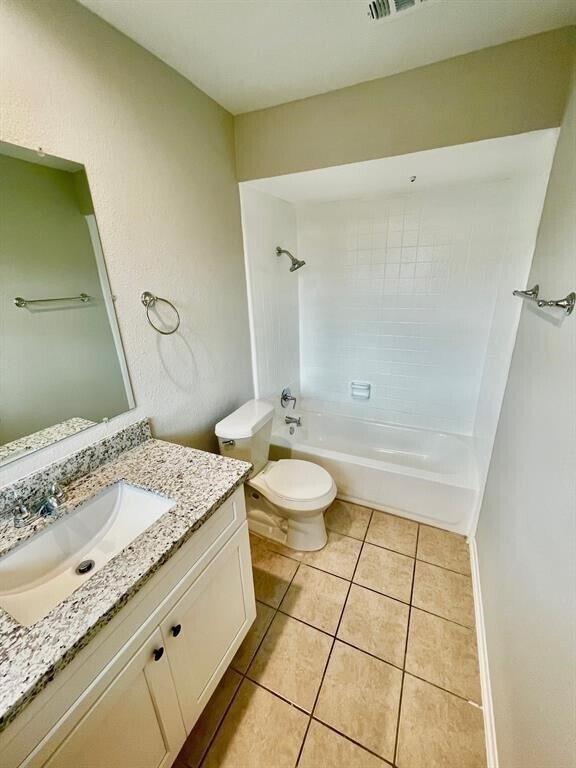 Building Photo - 7700 Creekbend Dr