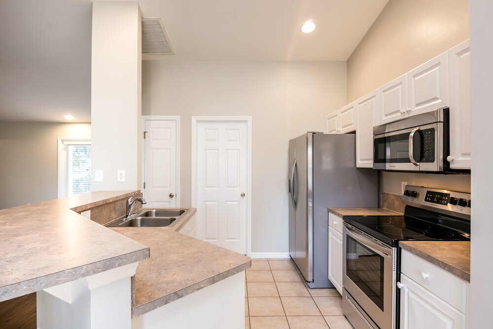 Building Photo - 3013 SW 4th Pl