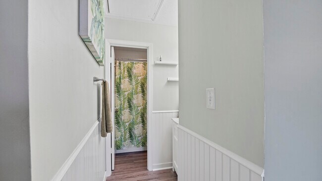 Building Photo - 155 Misty Cove
