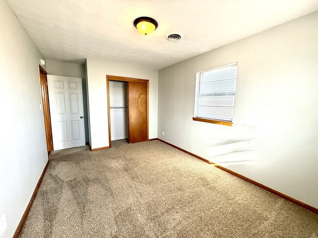 Building Photo - 3289 Cardinal Rd